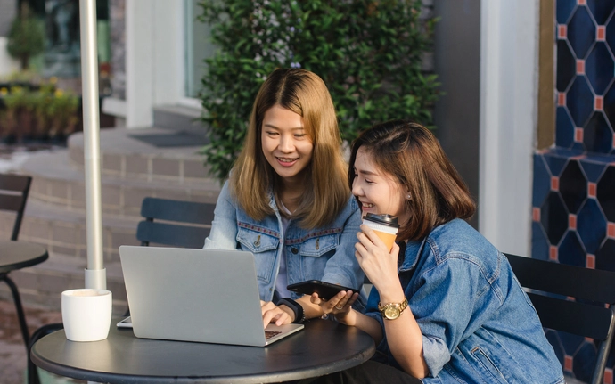 Đi tìm laptop chân ái cho sinh viên